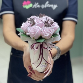 7 мыльных роз розовых в кофейном стаканчике