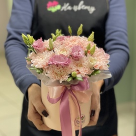 Композиция в персиковых тонах "Утренний комплимент"