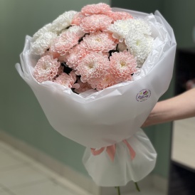 Букет из 5 хризантем "Персиковое настроение"