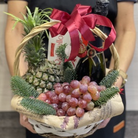 Новогодняя композиция "Сладкий виноград"