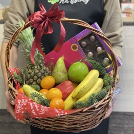 Фруктовая корзина "Новогодние настроение"