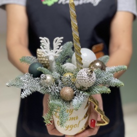 Новогодняя композиция в кружке "Верь в чудо"