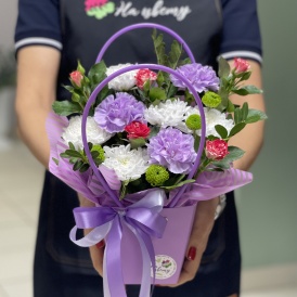 Композиция в сумочке "Расцвет красоты"