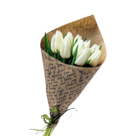 Букет из 11 белых тюльпанов в крафте "Письмо Татьяны"